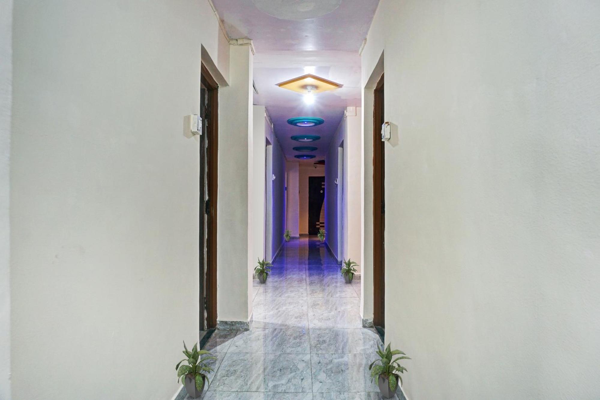 Hotel O Manav Shree Lodge Phursungi Buitenkant foto